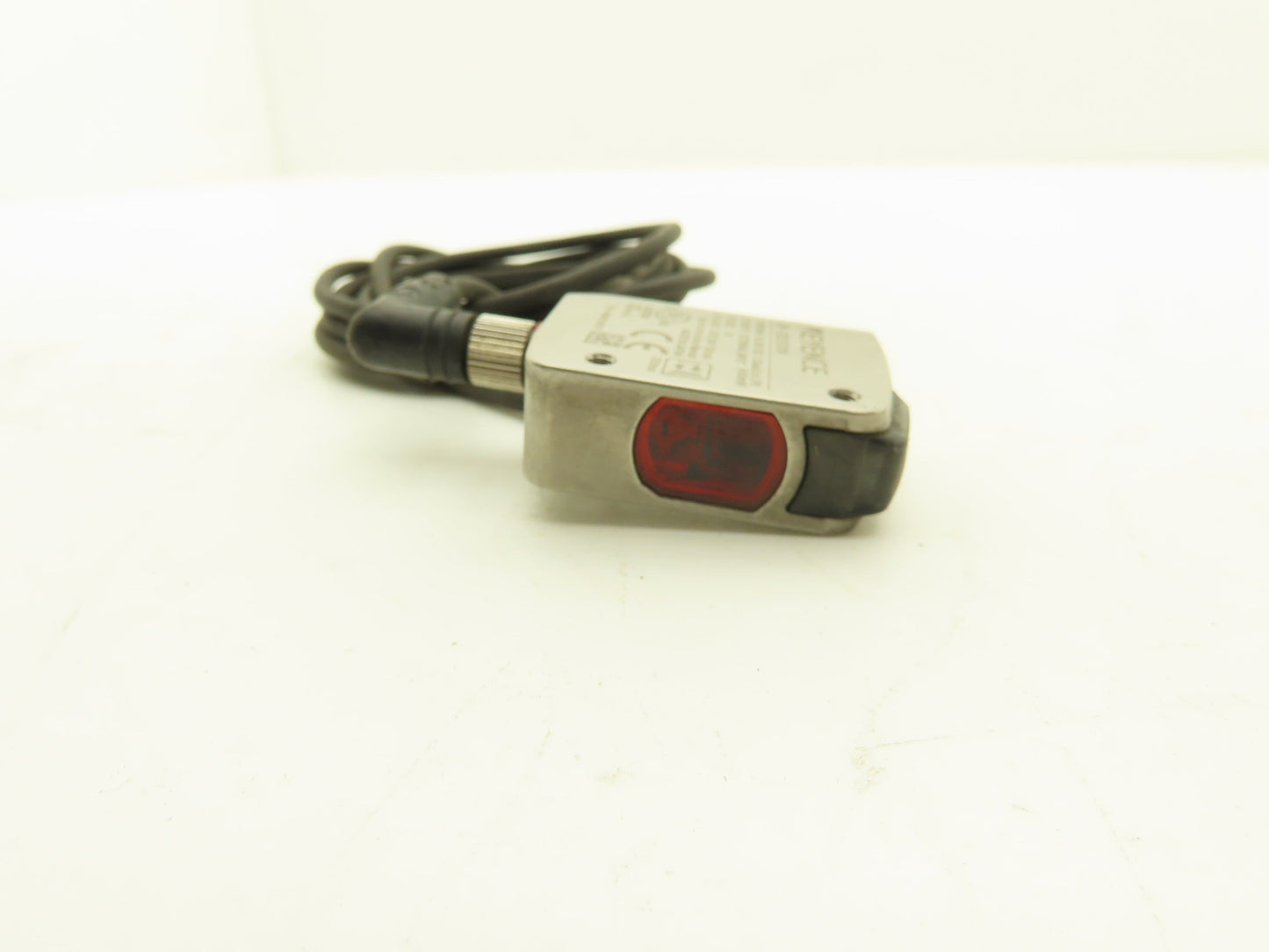 Keyence LR-ZB250CN Photoelectric Proximity Laser Sensor M8 Connector
