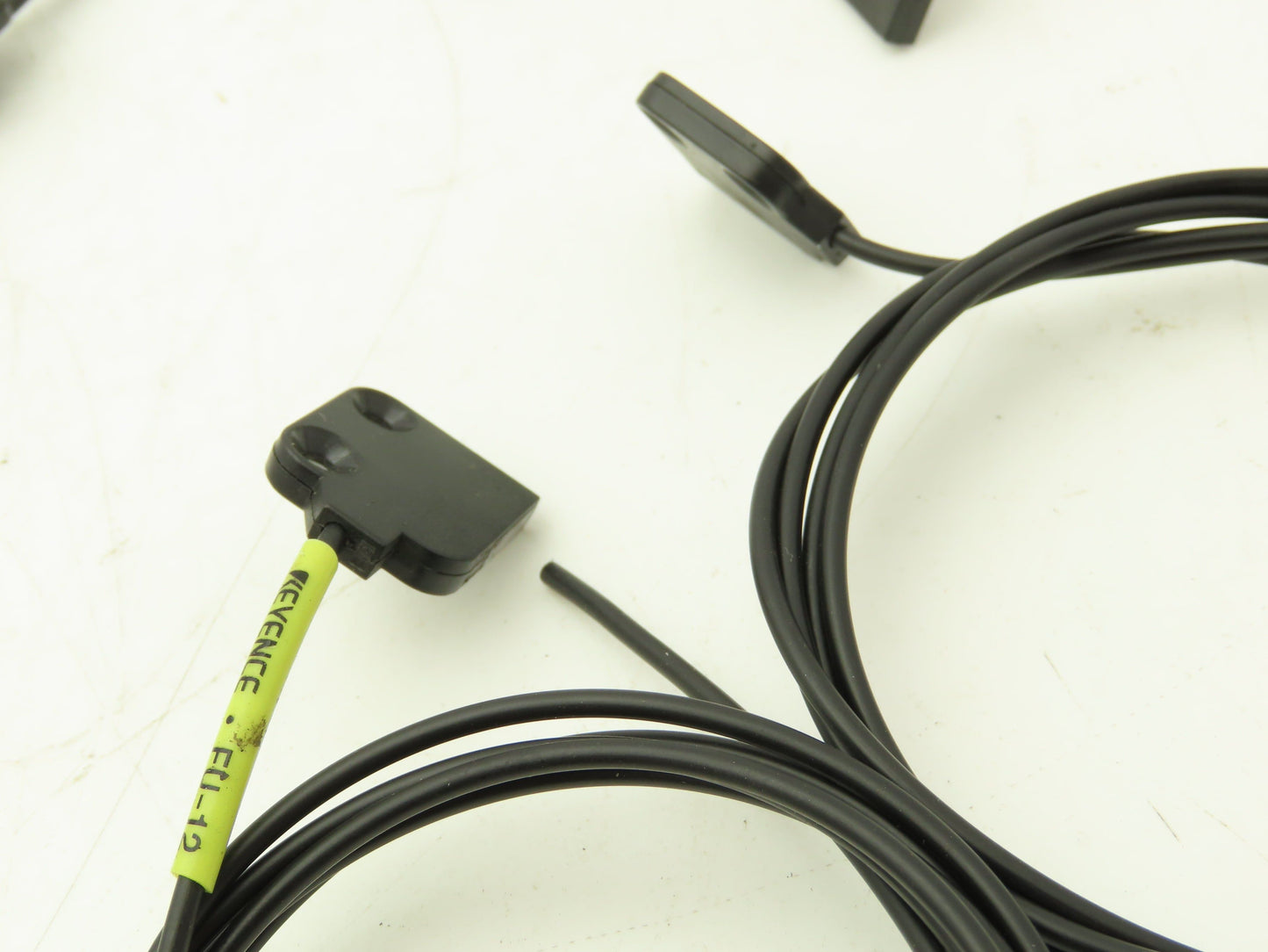Keyence FU-12 Fiber Optic Cable Lot of 8