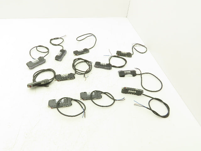 Keyence FS-V31 Fiber Optic Sensor Amplifier NPN 12-24vDC Lot of 11
