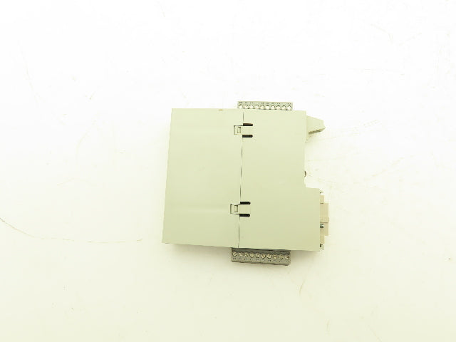 Siemens 6FC5111-0CA02-0AA2 Sinumerik 840D DMP 16 Point Output Module 16A 24v