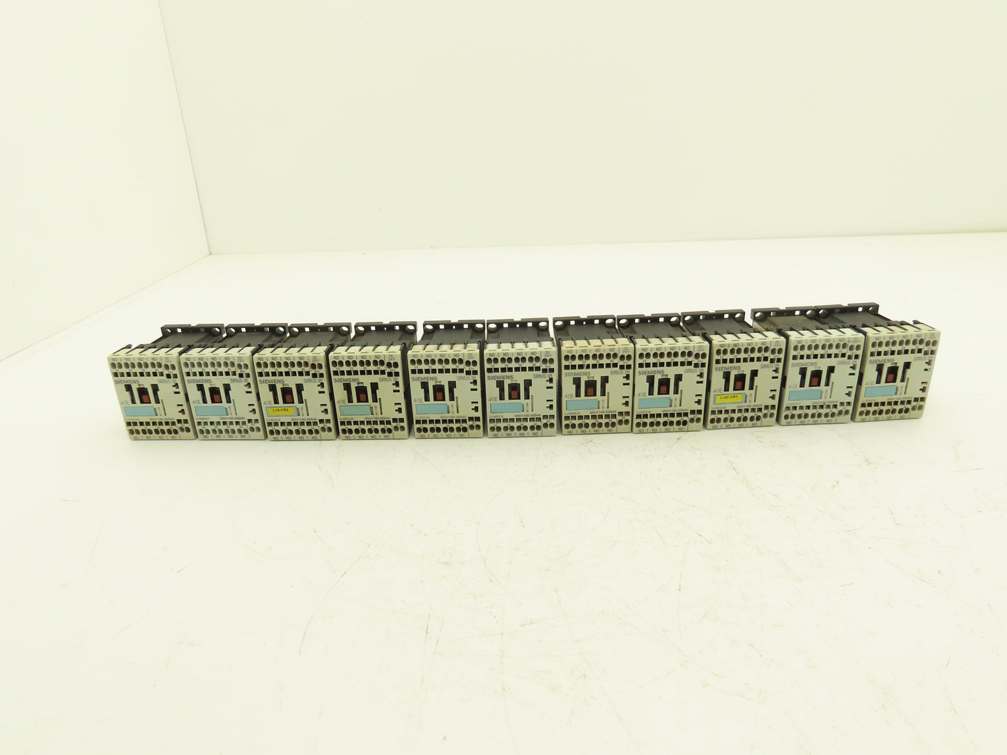 Siemens 3RH1140-2BB40 Auxiliary Contactor Size S00 4NO 600vAC 10A Lot Of 11