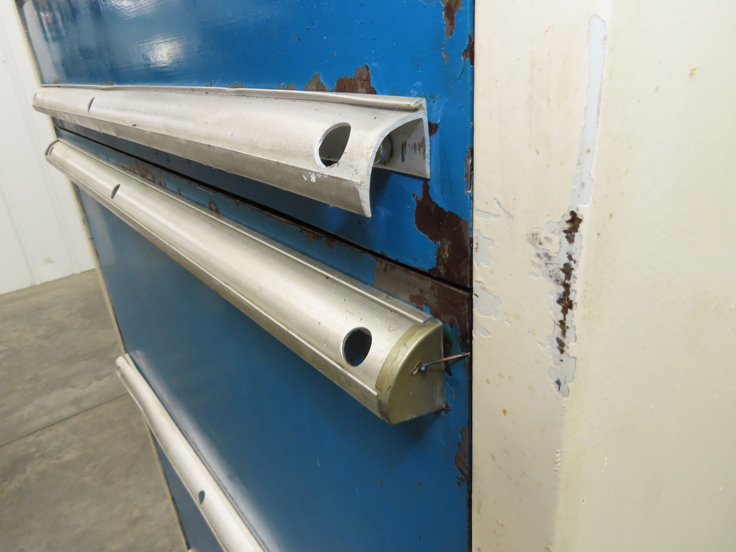 Lista 5 Drawer Industrial Tooling Cabinet 30x29x60" Lyon Stanley Vidmar Box