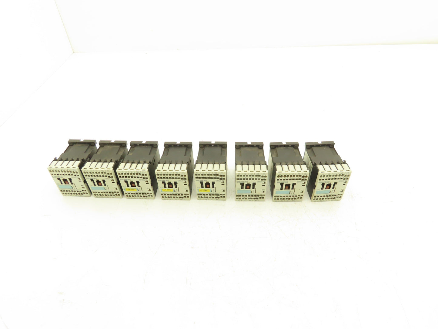 Siemens 3RT1016-2BB41 Motor Starter Contactor 3-Pole 1NO 22A 7.5Hp Lot of 18