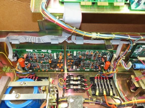 Allen Bradley 1334-ROB VFD Adjustable Frequency Drive 25Hp 460V 35A 3 Phase