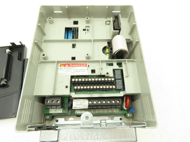 Allen Bradley 20AD3P4A3NYNANNN PowerFlex 70 Variable AC Drive VFD 2Hp 480v 3Ph