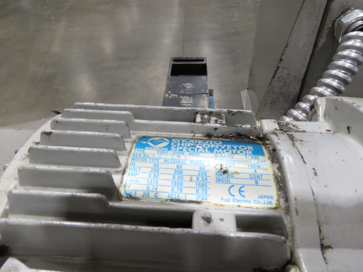 Enomoto CNC Chip Conveyor 16"x 67" Infeed 52-56" Discharge 220V 3PH