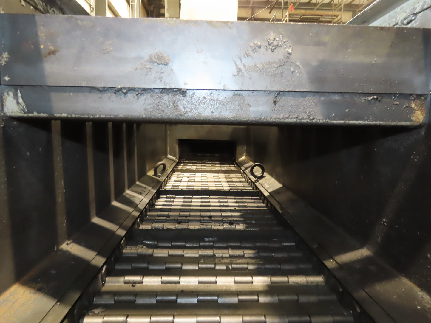 Enomoto CNC Chip Conveyor 16"x 67" Infeed 52-56" Discharge 220V 3PH