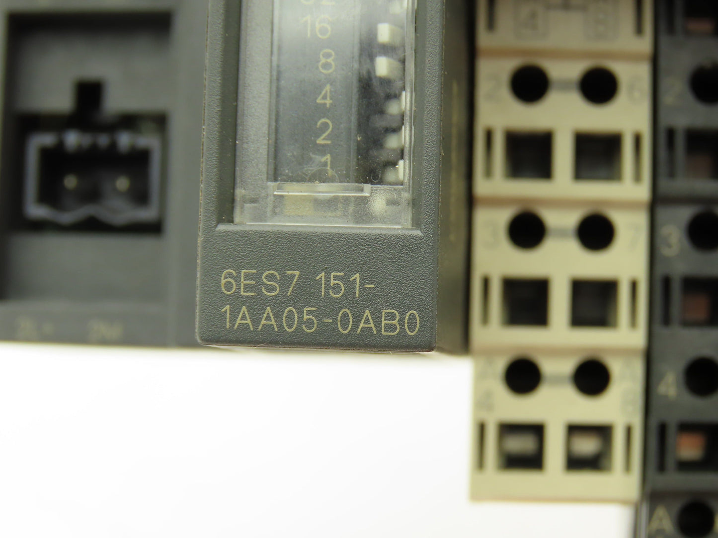 Siemens ET200S Profibus Remote Digital Input/Output Assembly 8 inputs 4 outputs