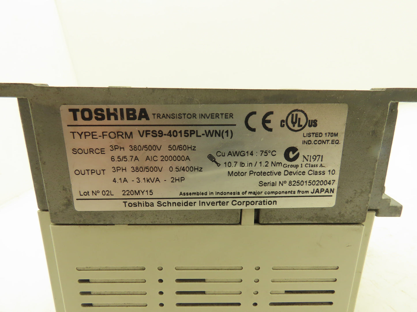 Toshiba VFS9-4015PL-WN(1) VFD 0.5/400Hz 2Hp 380/500v 4.1A 3Ph In