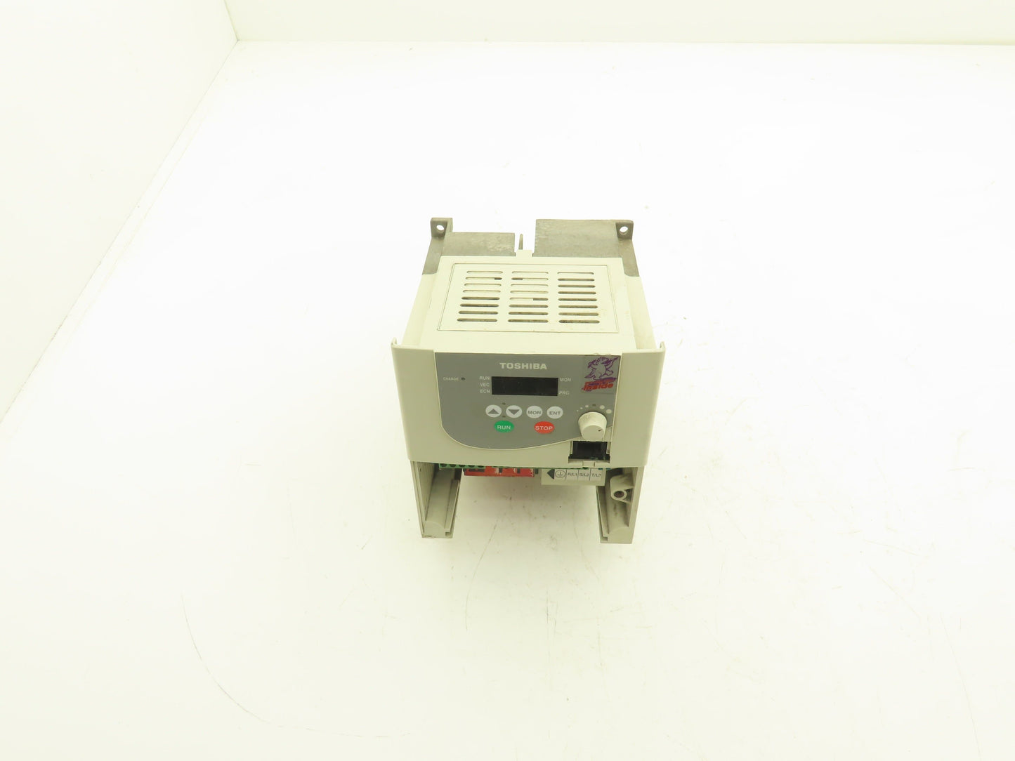 Toshiba VFS9-4015PL-WN(1) VFD 0.5/400Hz 2Hp 380/500v 4.1A 3Ph In