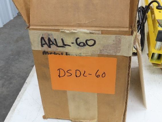 Mars DSDL-60 Tri-Lite Dock Loading Light 60" Reach