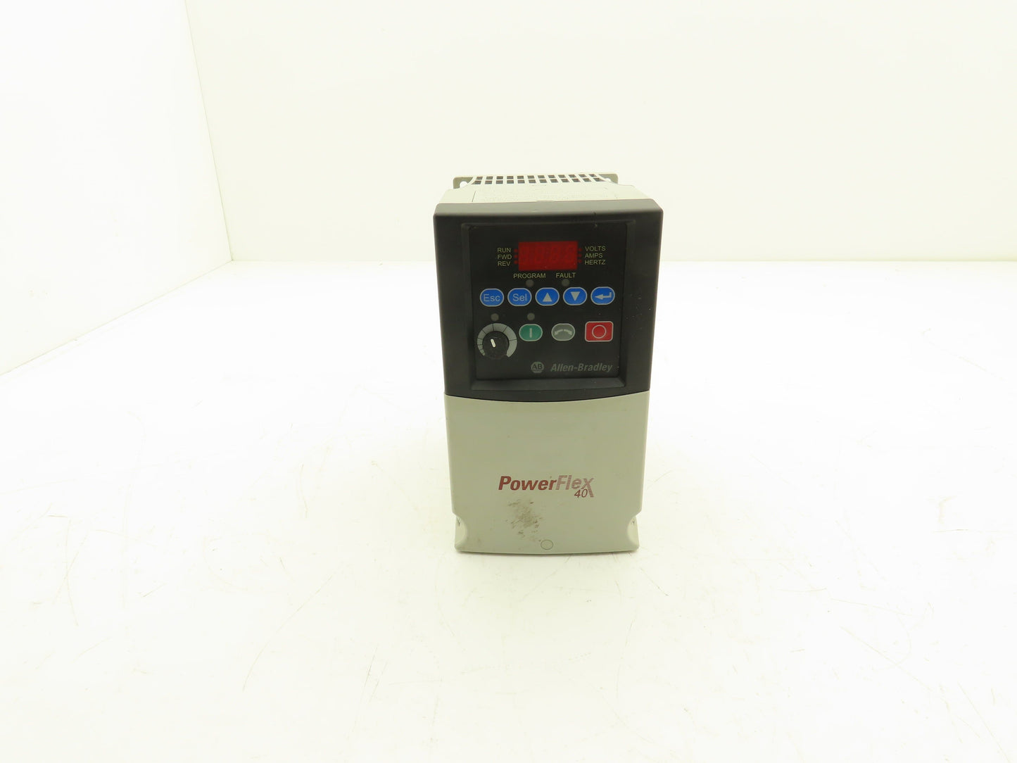 Allen Bradley 22B-D4P0N104 Powerflex 40 VFD AC Drive 1.5kW 2Hp 480v 3Ph FRN 6.01