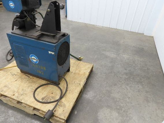 Miller CP-200 Mig Welder 200 amp DC Arc S-52A Wire Feeder 230/460v 3PH