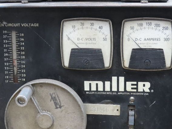 Miller CP-200 Mig Welder 200 amp DC Arc S-52A Wire Feeder 230/460v 3PH
