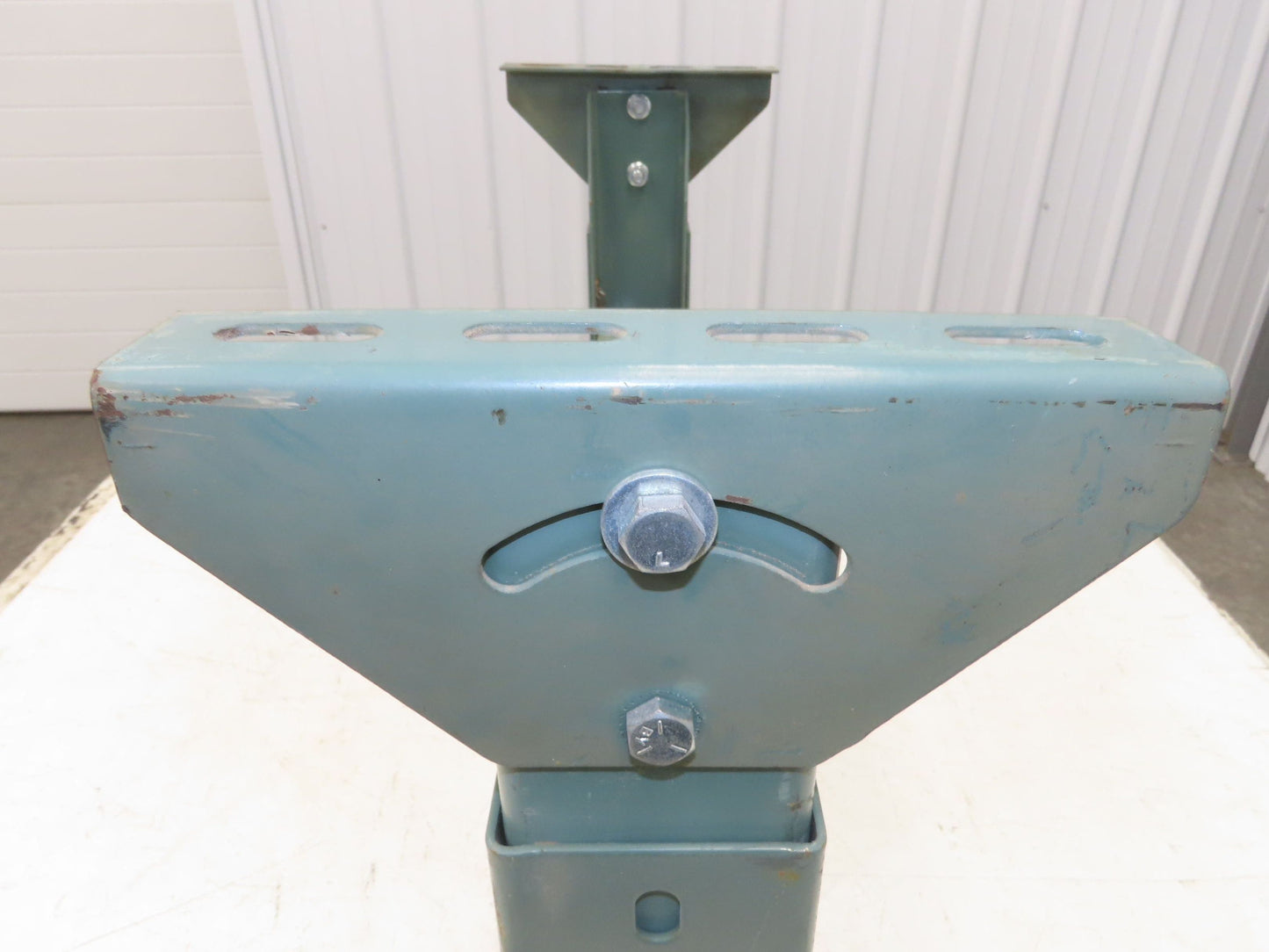 Hytrol MS-4 24"W Conveyor Leg Stationary Floor Support 15-5/8" to 21-5/8"H