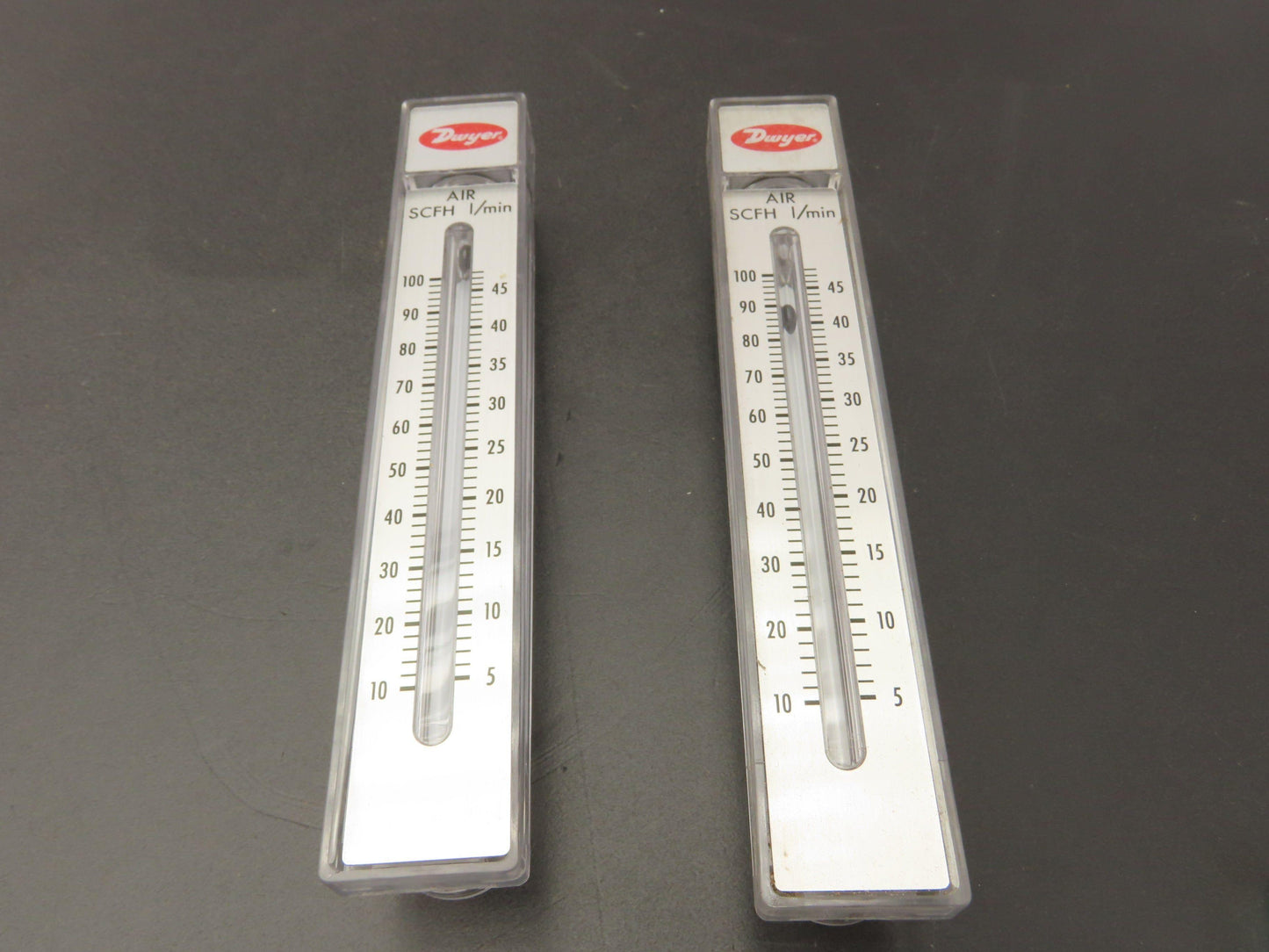 Dwyer RMB-53D Air Flowmeter 5-50 l/min Lot of 2