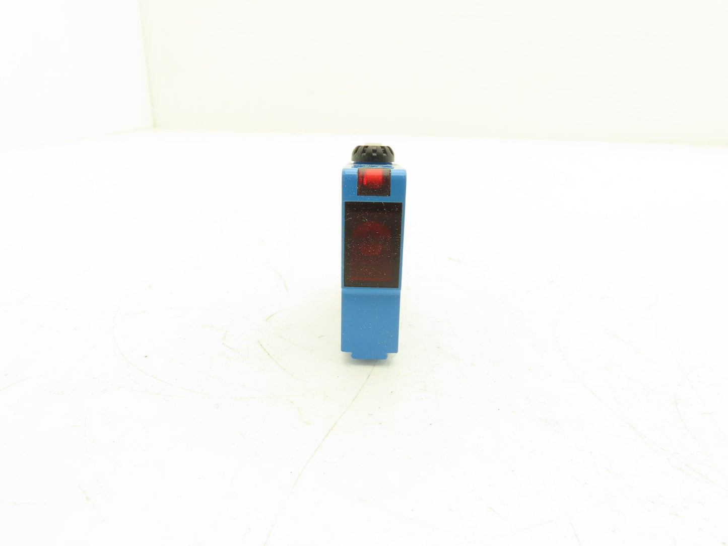 Sick WL12-B5671 Photoelectric Reflex Switch 10-30V 100mA output IP67