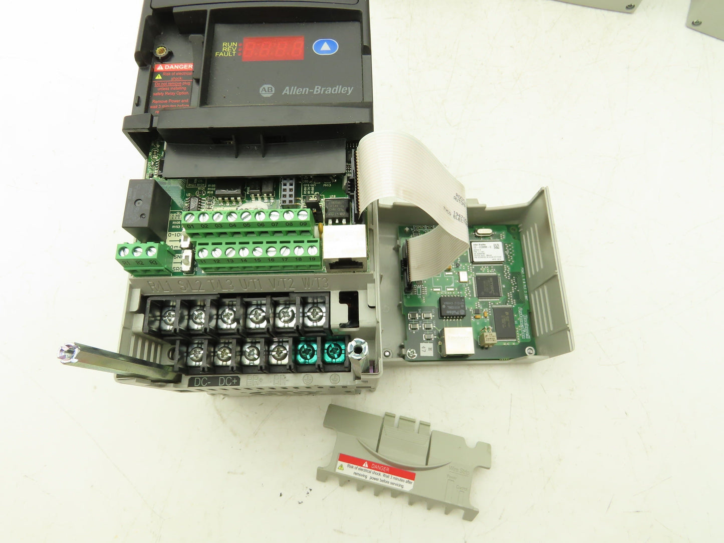 Allen Bradley 22D-D1P4N104 PowerFlex 40P VFD 3Ph 0.5Hp 460v 1.4A 500Hz
