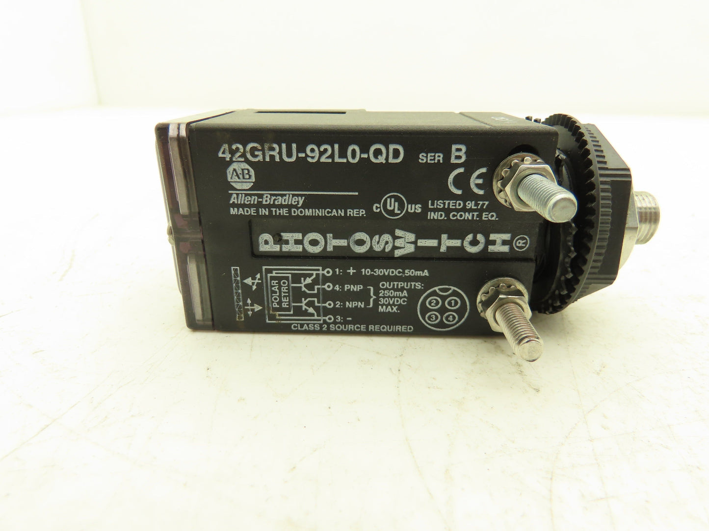 Allen Bradley 42GRU-92L0-QD Photoswitch Polar Retroreflective 10-40vdc PNP/NPN