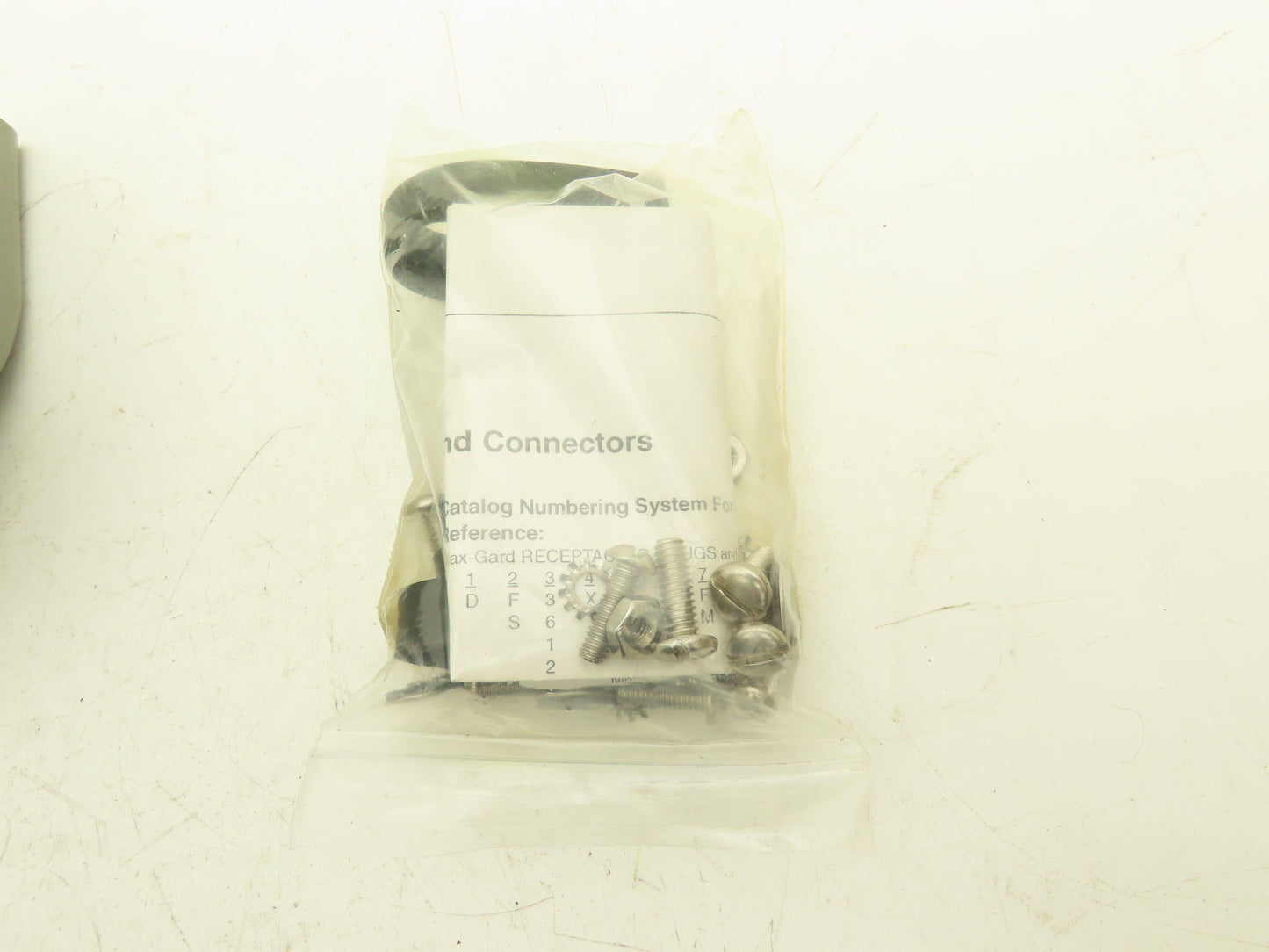 Thomas & Betts DF3404FRA0K Receptacle Russellstoll 480V 30A 3ph 60 Hz Type 3R