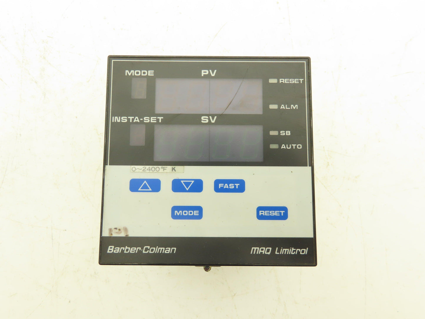 Barber Coleman MAQ 8-01900-001-0 Limitrol Temperature Controller 1/4 DIN Scratch