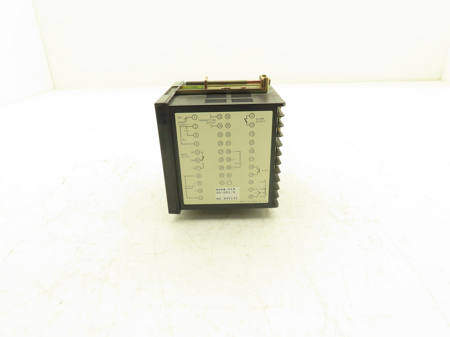 Barber Coleman MAQ 8-01900-001-0 Limitrol Temperature Controller 1/4 DIN Scratch