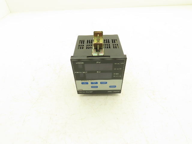 Barber Coleman MAQ 8-01900-001-0 Limitrol Temperature Controller 1/4 DIN Scratch