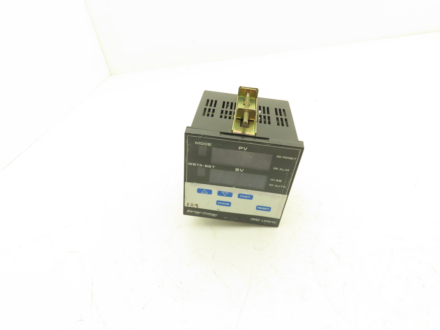 Barber Coleman MAQ 8-01900-001-0 Limitrol Temperature Controller 1/4 DIN