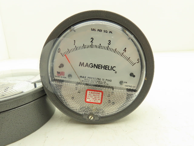 Dwyer 2205 Magnehelic Differential Pressure Gauge 0-6" 15 PSIG