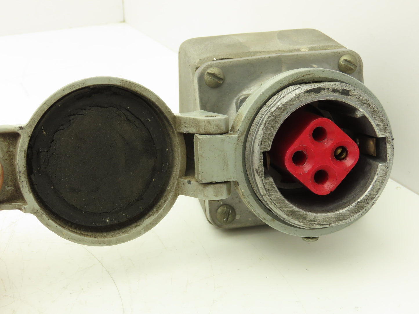 Crouse Hinds AR342 Arktite Receptacle 30a Amp 4p 3w 600VAC Pin Sleave Housing