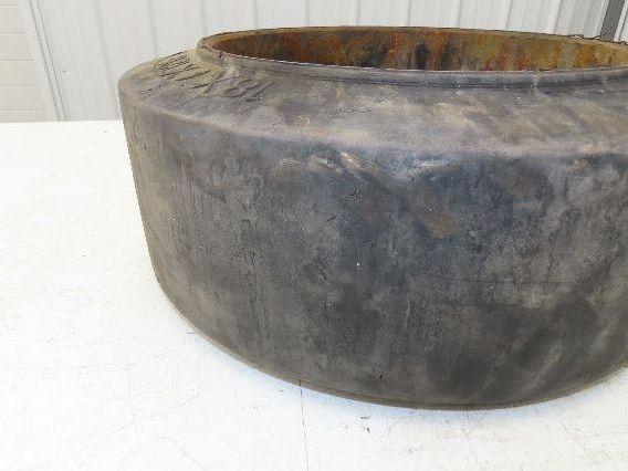 Super Solid 18x7x12-1/8 Forklift Tire Smooth Solid Press-on Black