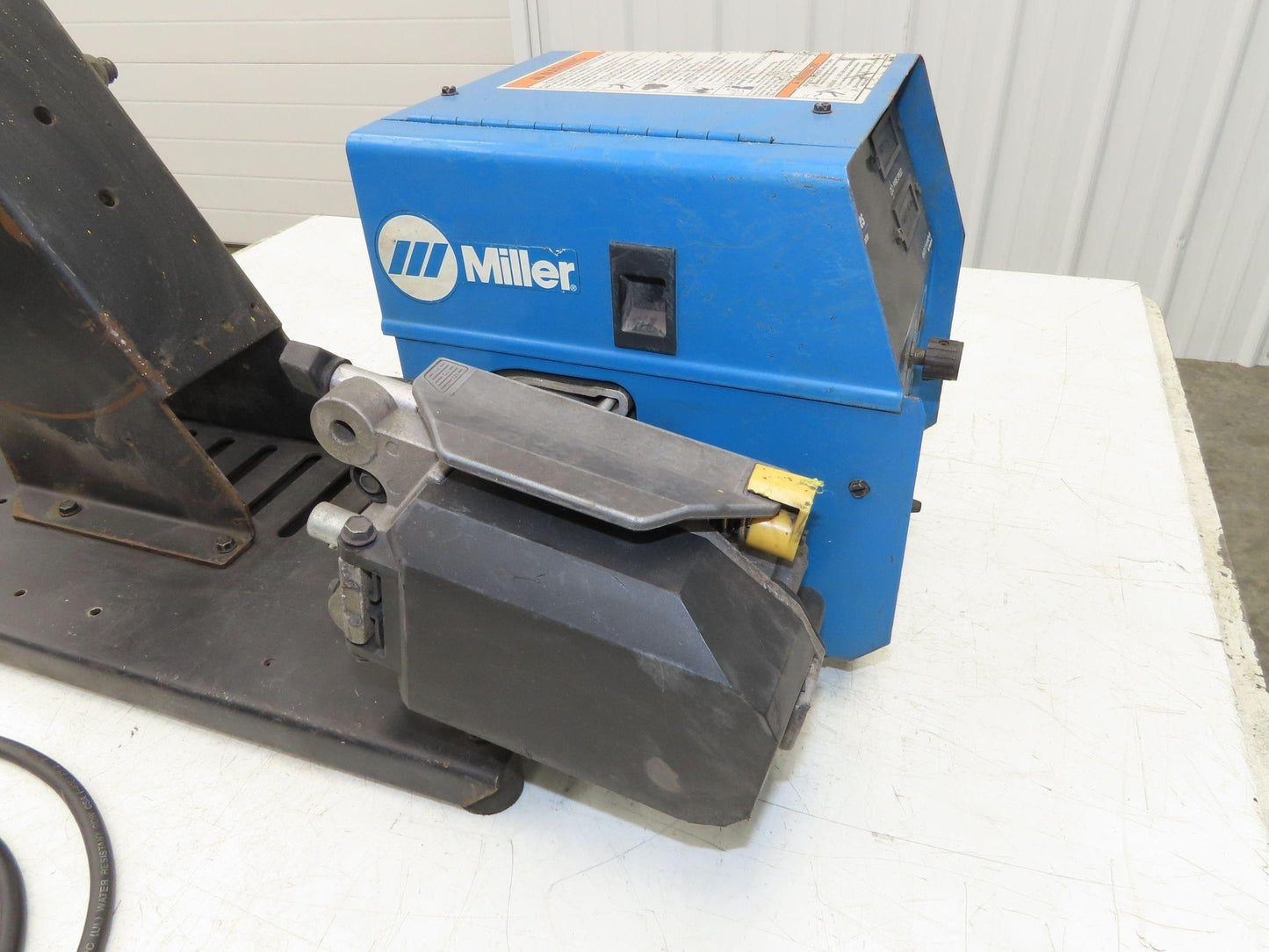 Miller S-64 Mig Welder Wire Feeder 24V Series 60 Millermatic Single Spool