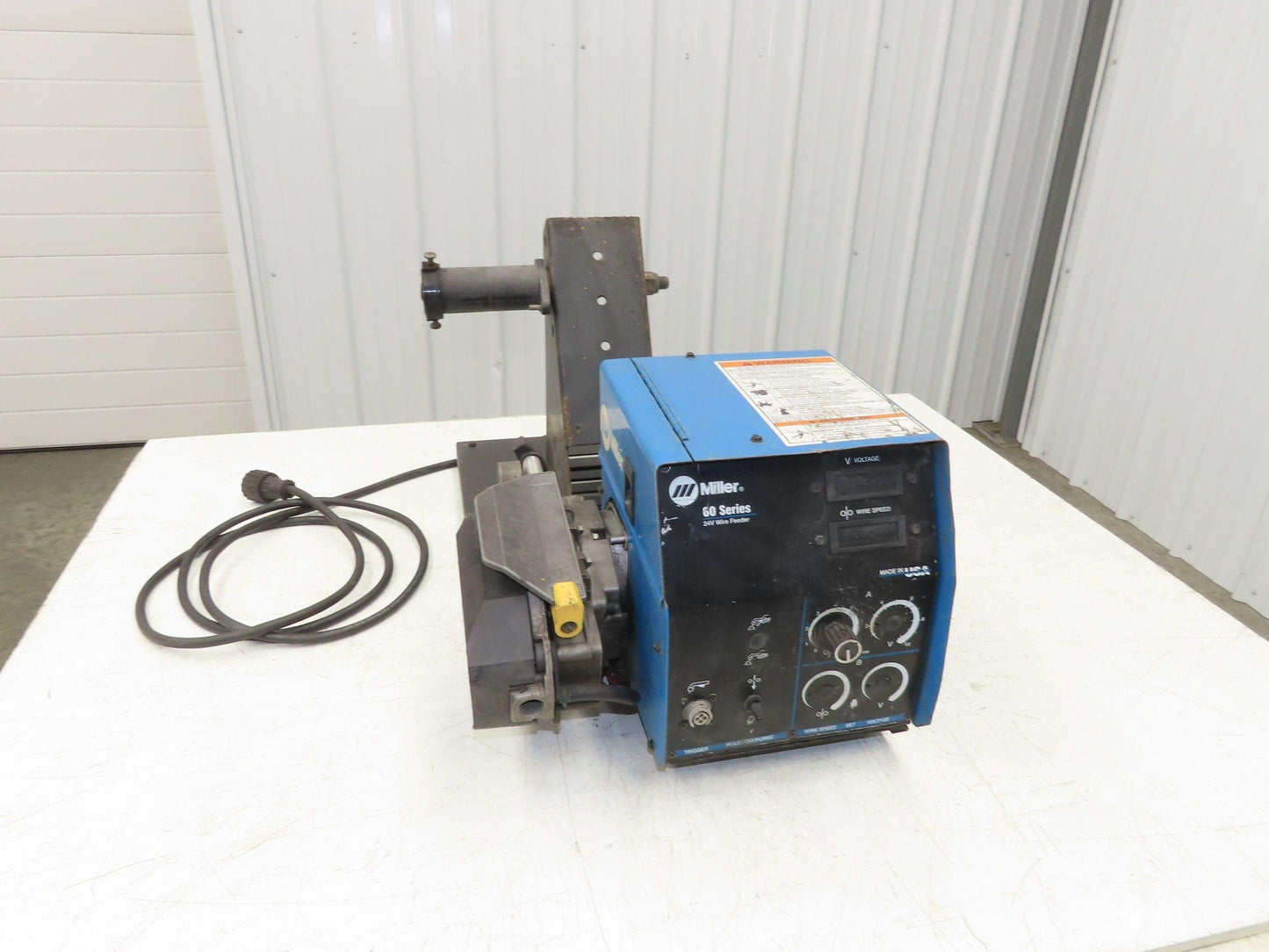 Miller S-64 Mig Welder Wire Feeder 24V Series 60 Millermatic Single Spool