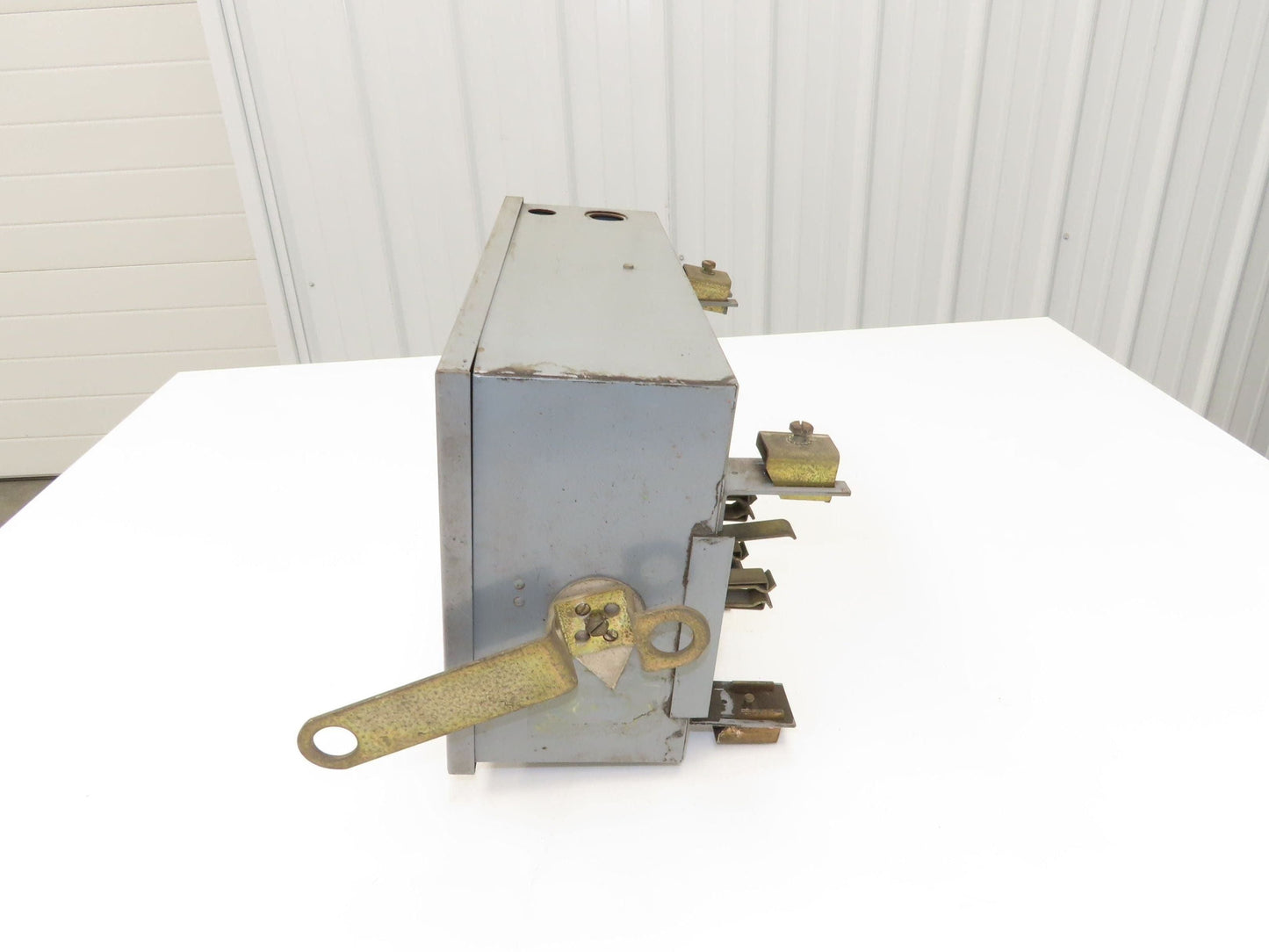 Westinghouse Busway Disconnect Switch Bus Plug 20A 600VAC 3PH 3W
