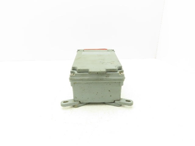Hubbell SE HBL 3 Switched Hubbellock Enclosure 30A 600VAC