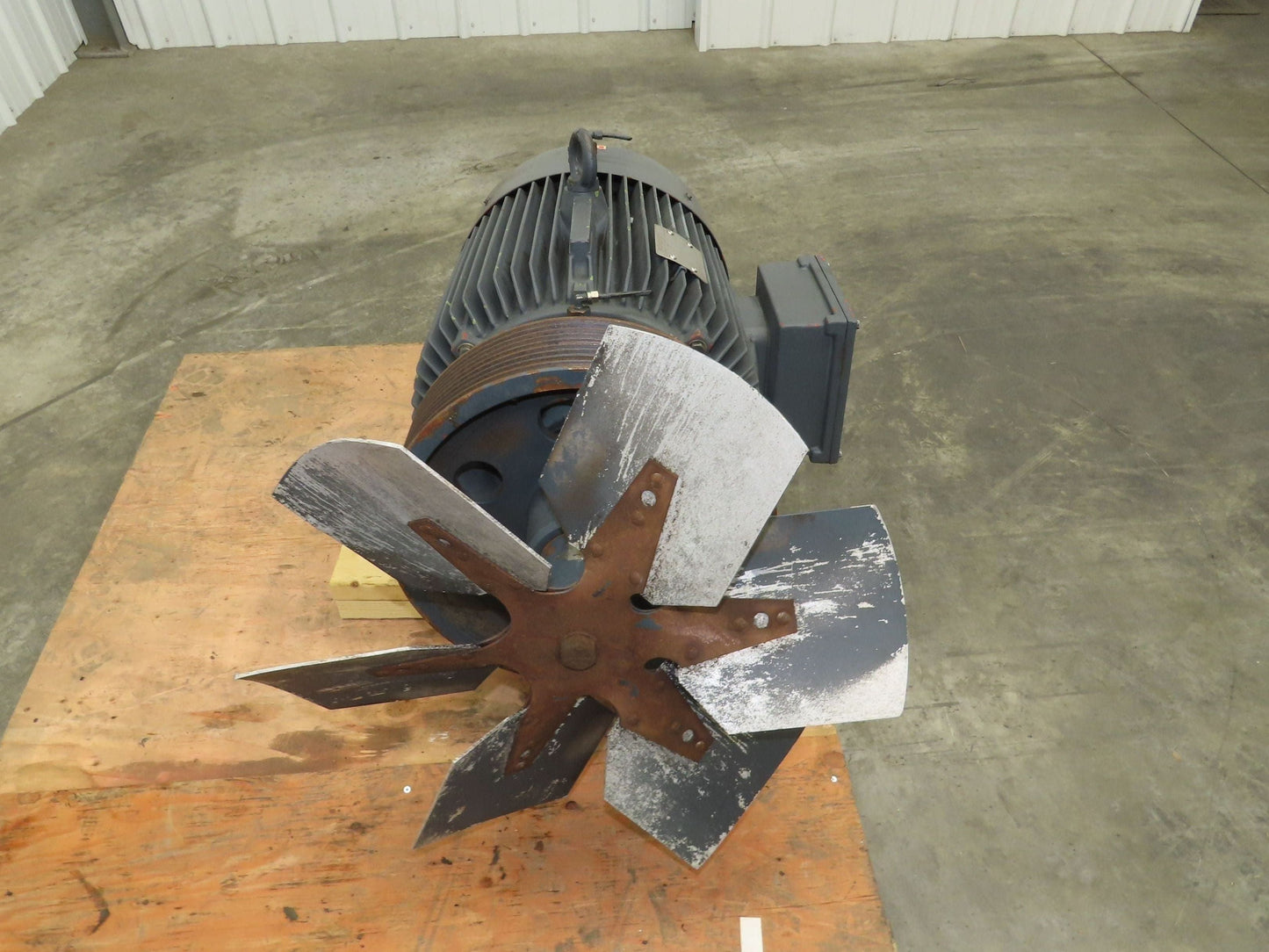 Schorch KA7225M-BB01Z-172 Kaeser Compressor Motor 60Hp 75A 460V 3PH IEC 225M