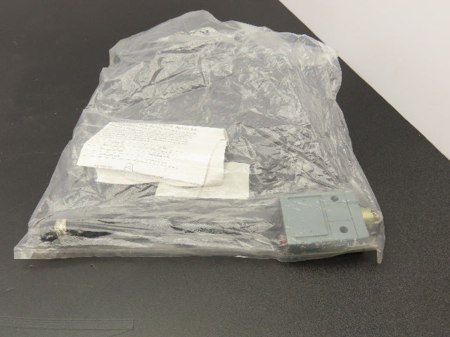 Allen Bradley 802B-CSADXSLR4 Compact Limit Switch Roller 125vAC 3A 5mm