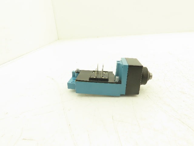 Honeywell LSZ7C1A Micro Limit Switch Heavy Duty 600vAC 10A NEMA A600
