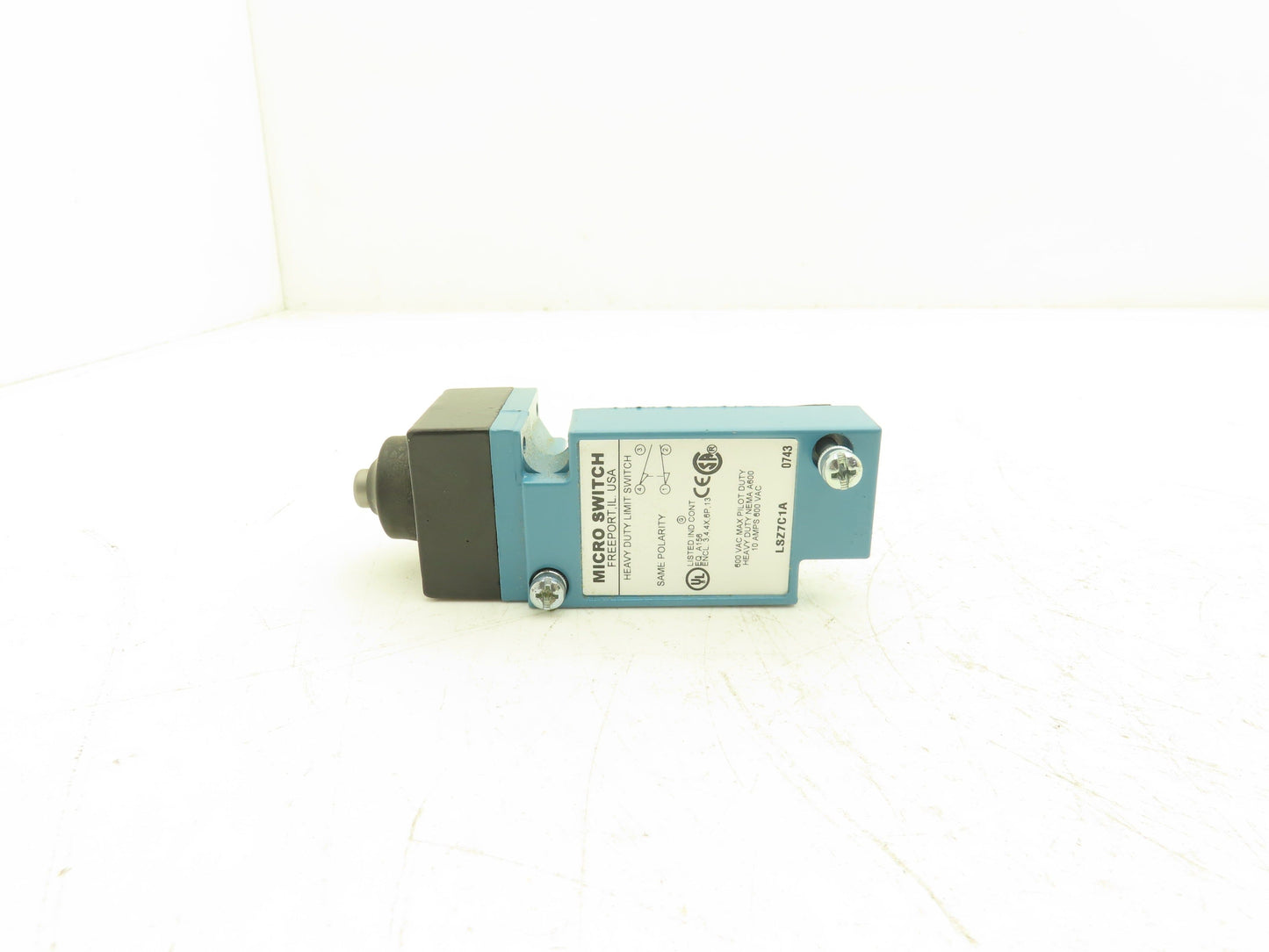 Honeywell LSZ7C1A Micro Limit Switch Heavy Duty 600vAC 10A NEMA A600