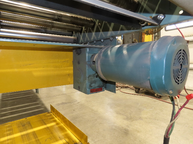 Hytrol 36"x 28' Accumulation Roller Conveyor 2Hp 460V 3PH 105 FPM Belt Drive