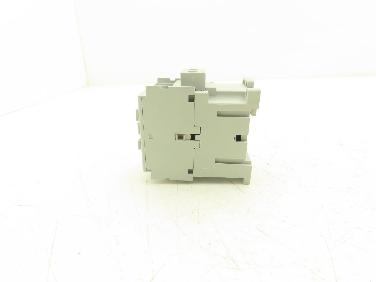 Allen Bradley 700-CF400KD Control Relay 110v 60Hz Coil 600vAC 25A 3Ph 4NO Ser A