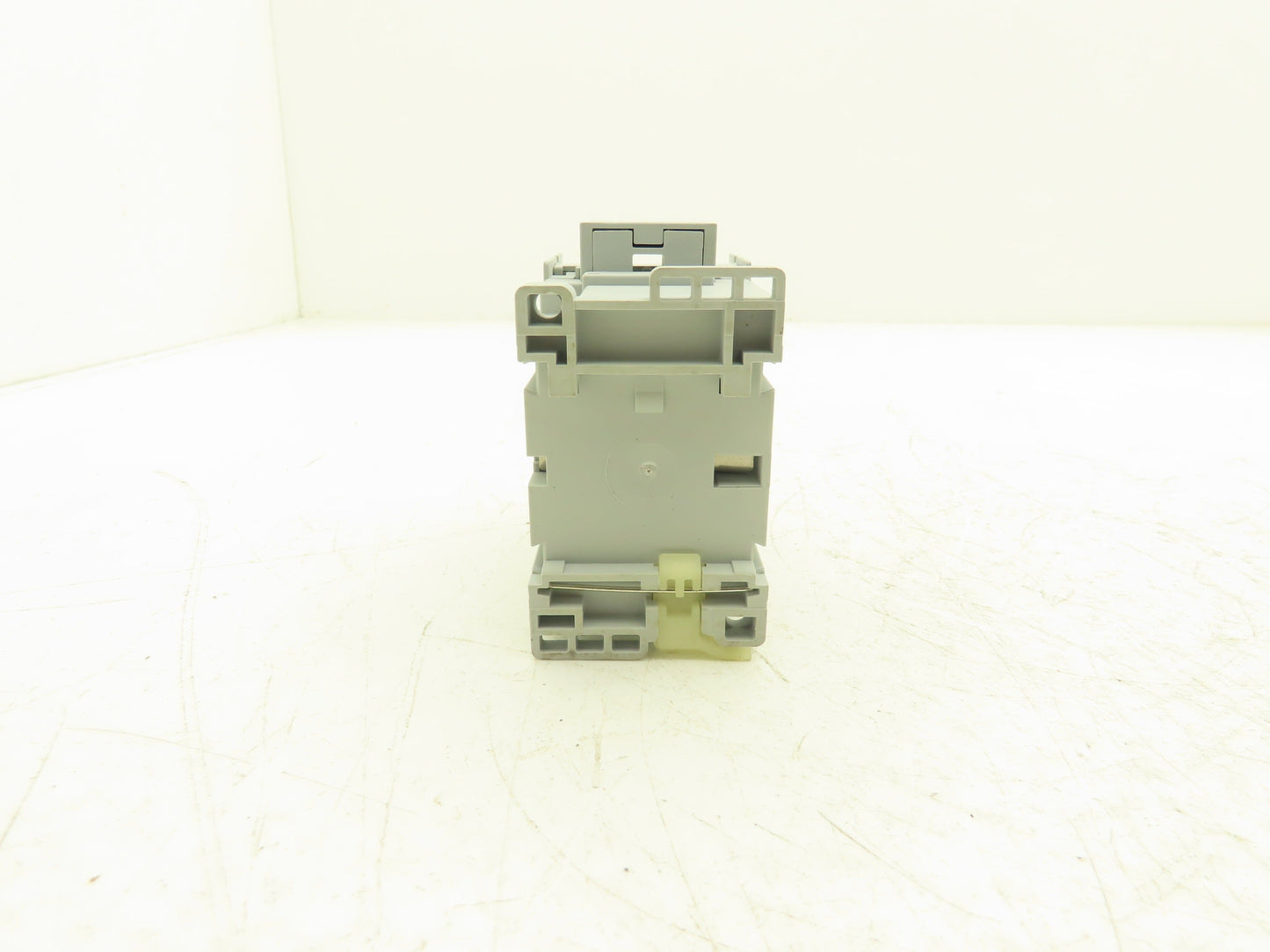 Allen Bradley 700-CF400KD Control Relay 110v 60Hz Coil 600vAC 25A 3Ph 4NO Ser A