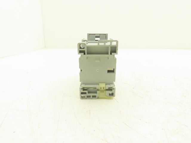Allen Bradley 700-CF400KD Control Relay 110v 60Hz Coil 600vAC 25A 3Ph 4NO Ser A