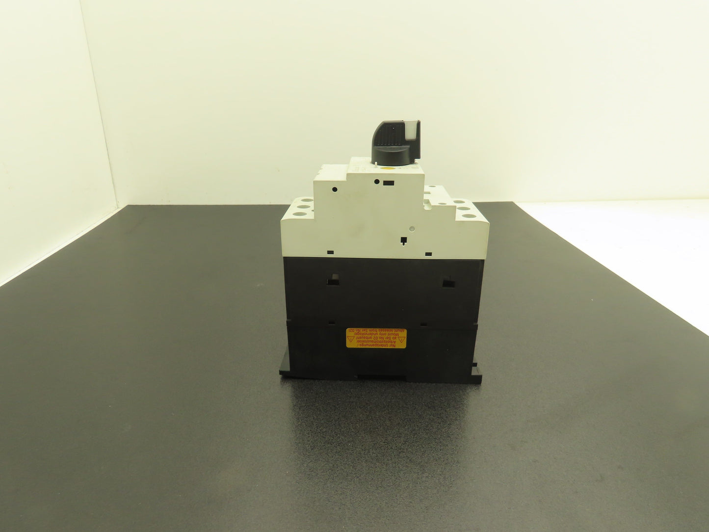 Moeller PKZM4-25 Manual Motor Starter 16-25A 20Hp 600vAC 3Ph