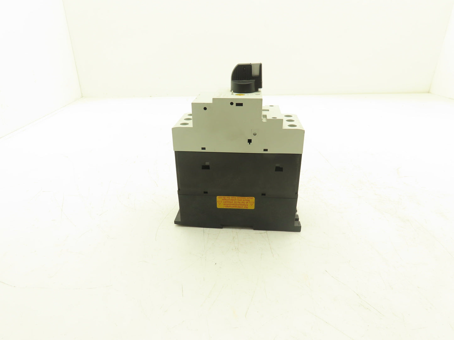 Moeller PKZM4-32 Manual Motor Starter 24-32A 30Hp 600vAC 3Ph