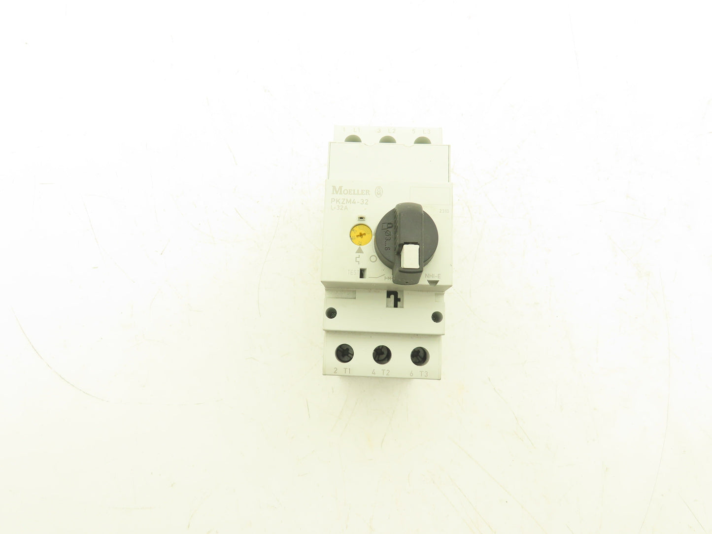 Moeller PKZM4-32 Manual Motor Starter 24-32A 30Hp 600vAC 3Ph