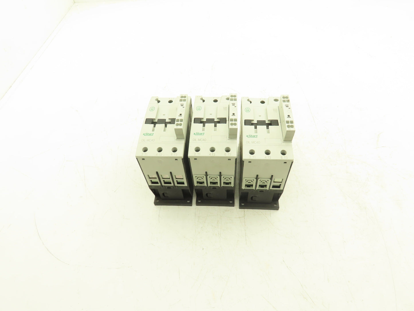 Siemens DIL MC40 Contactor 40Hp 600v 3Ph Lot of 3