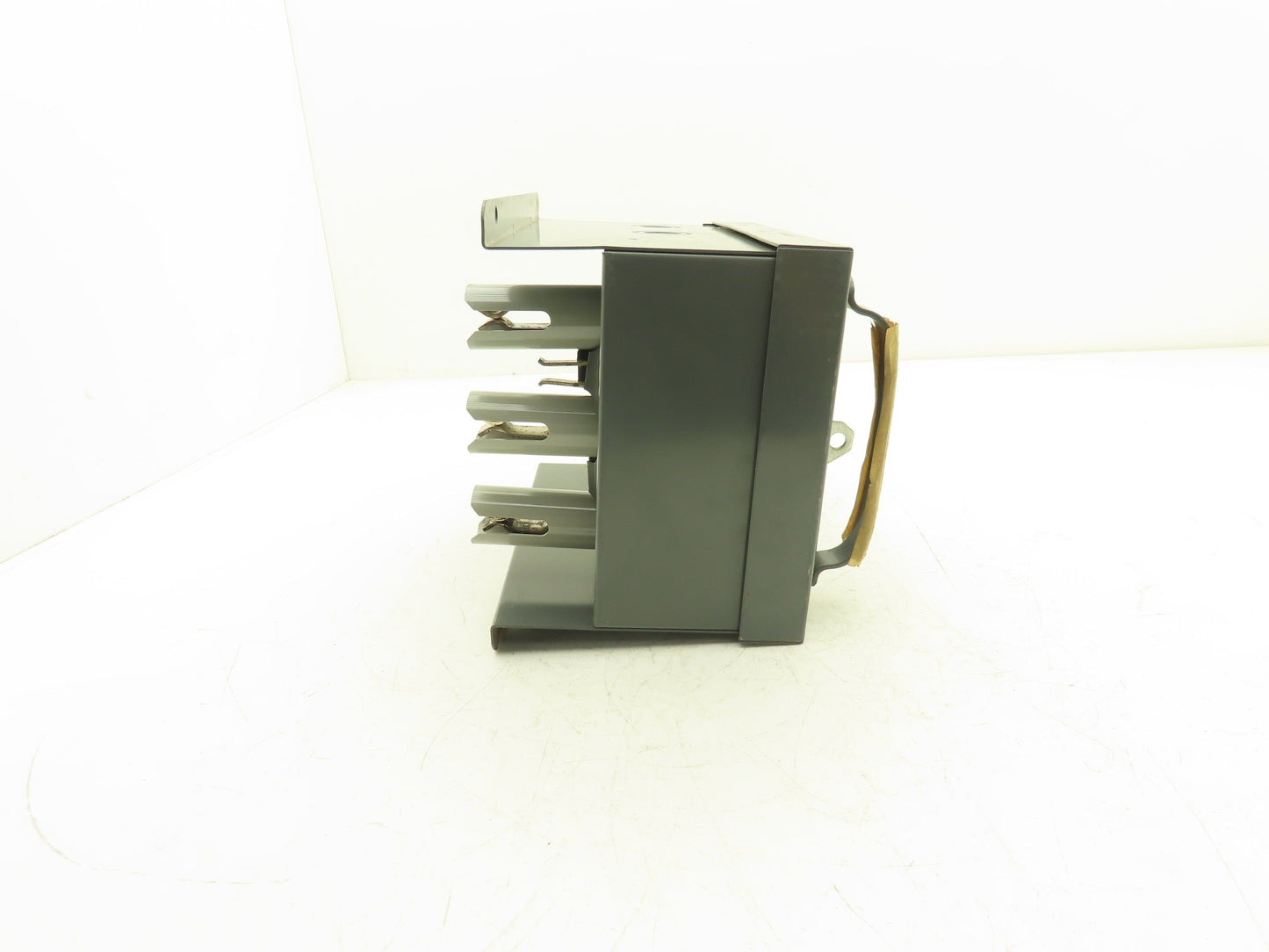ITE BP 421 Bus Plug 30A 240V 4-Pole 3-Fuse 3Hp Standard 7-1/2Hp Max