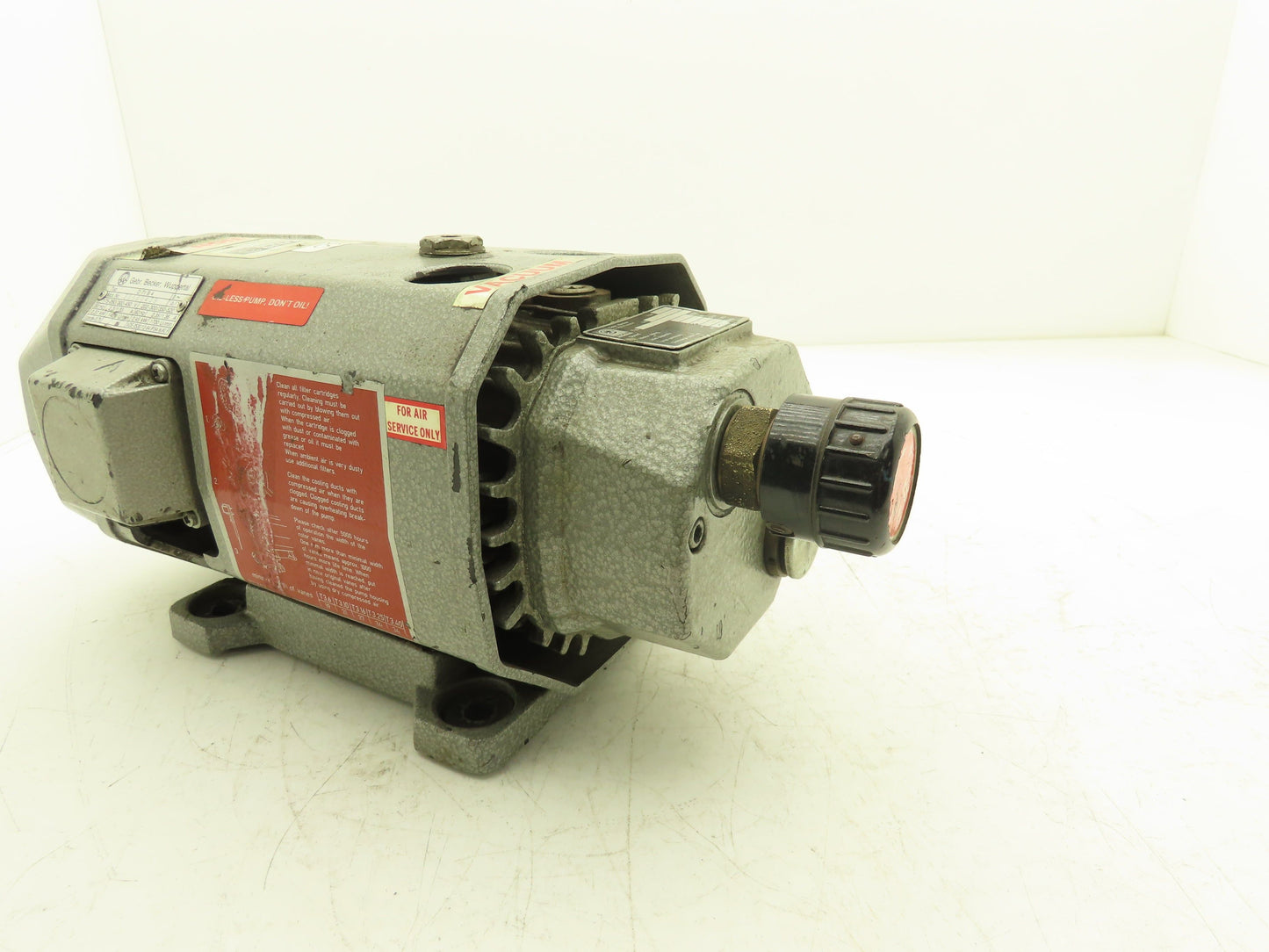 Becker VT 3.10 Vacuum Pump 1700rpm 7cfm 341" H2O 3Ph 460v Oil-less