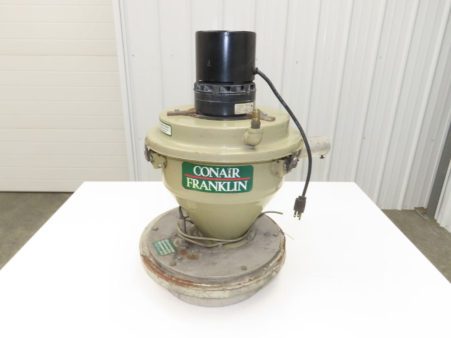 Conair Dustbeater Vacuum Receiver Loader 12" Hopper 115V Motor